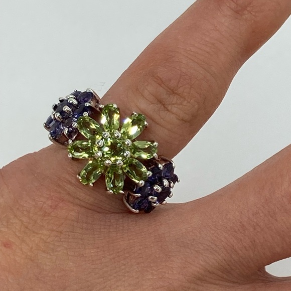 Vtg Sterling Silver Amethyst & Peridot Floral Cocktail Ring 3 Flowers | Sz 5 - Picture 8 of 13
